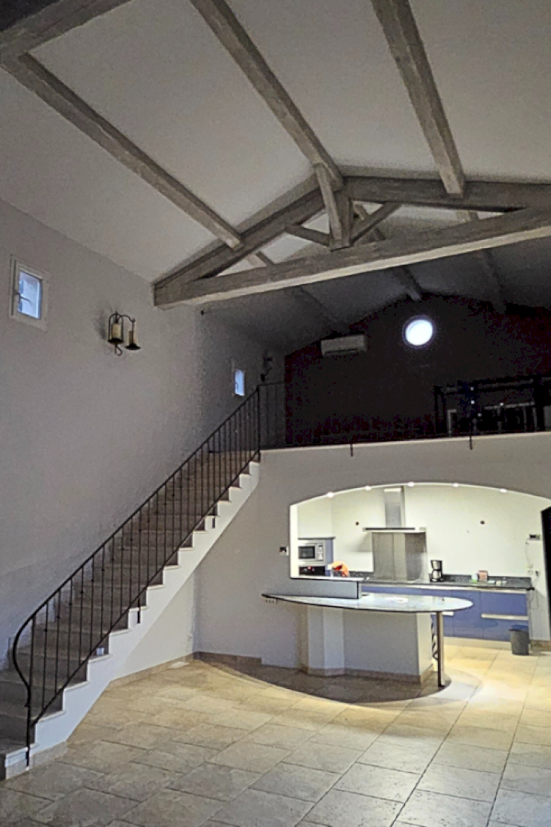 Installation de deux combinaisons de fenêtres de toit